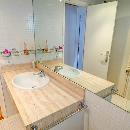 Tropical Terrace By Hello Homes Appartamento *