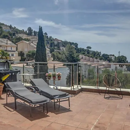 Appartamento Tropical Terrace By Hello Homes *