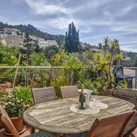 Appartamento Tropical Terrace By Hello Homes