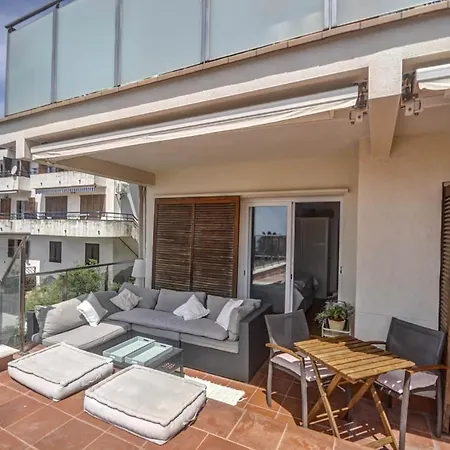 Apartment Tropical Terrace By Hello Homes Sitges