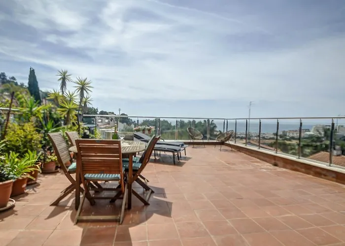 Lejlighed Tropical Terrace By Hello Homes Sitges