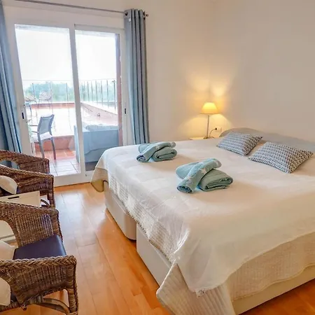 Tropical Terrace By Hello Homes דירה *